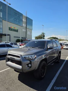 Toyota 4runner trd off-road 2018