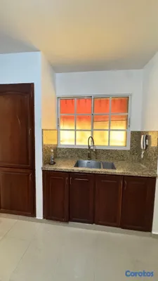 apartamentos - Primer piso VENTA DE APARTAMENTO BUENA ZONA DEL  M 8