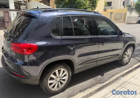 jeepetas y camionetas - Volkswagen Tiguan 2014 - Excelente estado vehículo cómodo, seguro y confiable. 3