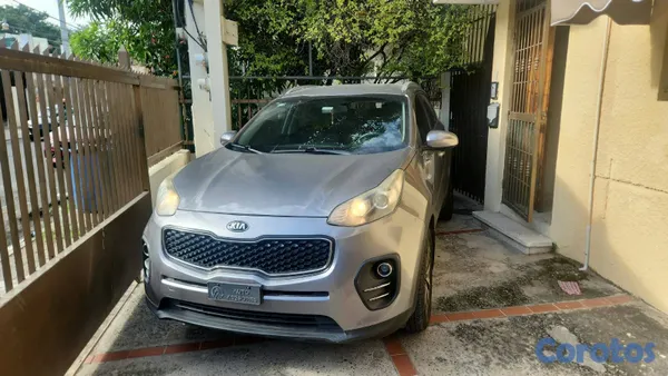 jeepetas y camionetas - KIA SPORTAGE 2017 LX 4X2 5