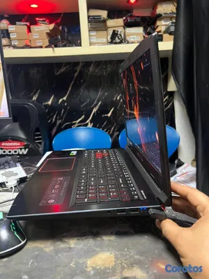 computadoras y laptops - Gamer acer Predator 300/Intel i7-8750H@2,80ghz/Nvi 5