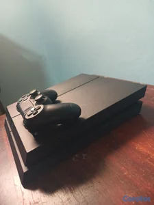 Ps4 Con Todos Sus Cables Y Juegos.