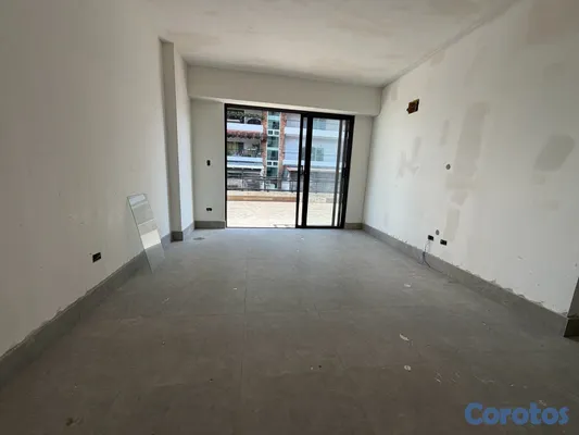 apartamentos - vendo renacimiento segunda con terraza tres habitaciones 2.5 baños dos parqueos  3