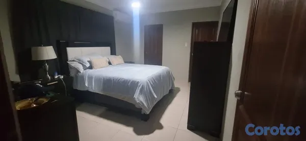 apartamentos - vendo primer nivel mirador sur dos habitaciones dos baños servicio parqueo  9