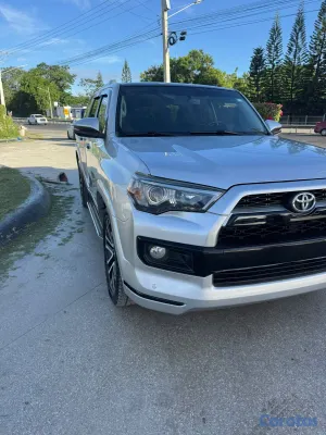 jeepetas y camionetas - Toyota 4runner limited 2015 11