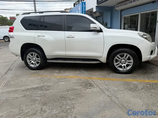 jeepetas y camionetas - Toyota Prado VX 2011 unico  Dueño (santiago) 11