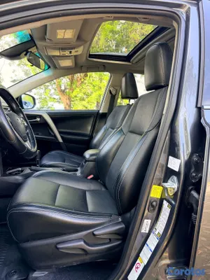 jeepetas y camionetas - Toyota rav4 2018 xle  10