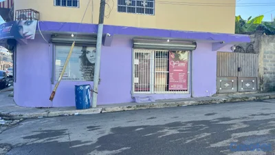 vendo equipos  y mobiliarios para montar un salón de belleza 