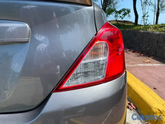 carros - Nissan Versa S Plus 2018 americano 4