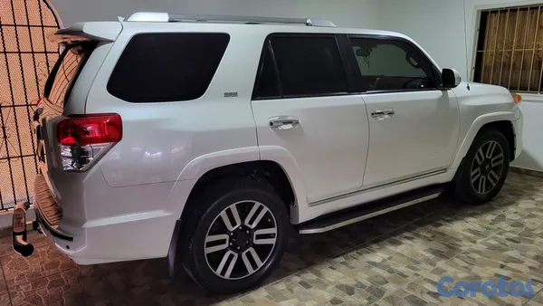 jeepetas y camionetas - Toyota 4 Runner 2013 SR5 6