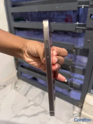 celulares y tabletas - iPhone 15 pro Max  3