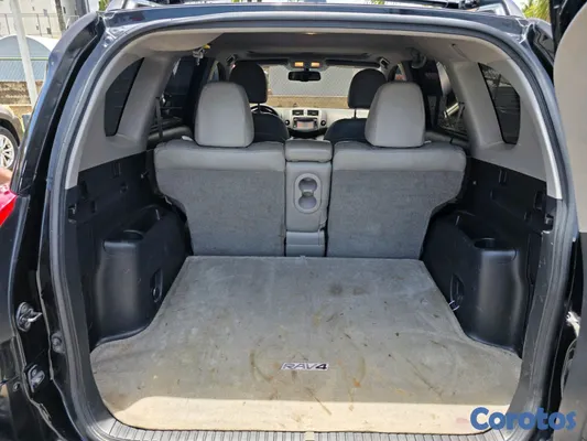 jeepetas y camionetas - Toyota rav4 2012 limited  3