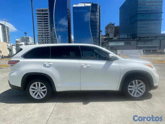 jeepetas y camionetas - Toyota Highlander 2015  1,150,000 7