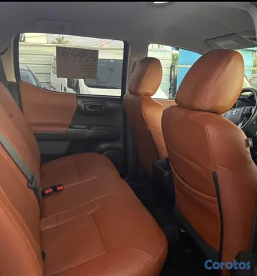 jeepetas y camionetas - Toyota tacoma sr5 2019 clean carfax  2