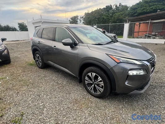 jeepetas y camionetas - Nissan rogue 2021 SV  2
