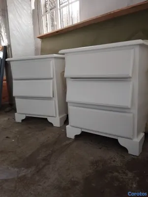 muebles y colchones - Mesitas de noche en madera de tres gavetas blanca 2