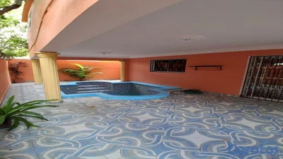 Alquilo casa Clásica, grande y buenas condiciones en Sans Souci
