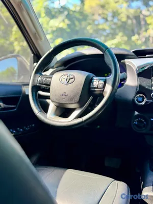 jeepetas y camionetas - Toyota hilux srv 2020 4