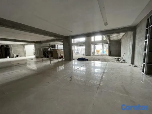 oficinas y locales comerciales - Locales de Oficinas en Piantini venta y alquiler Torre Corporativa 9