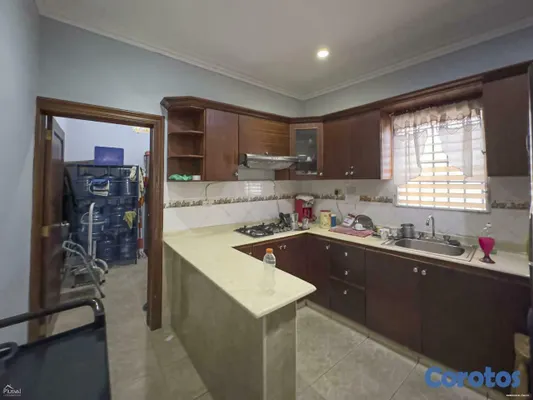 oficinas y locales comerciales - Edificio en venta.  5