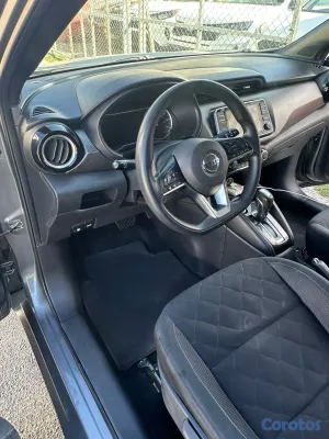 jeepetas y camionetas - Nissan Kicks SV 2020 5