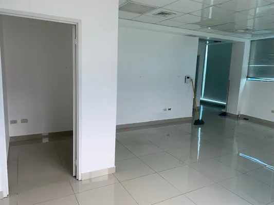 oficinas y locales comerciales - Oficina en torre corporativa Prados 9