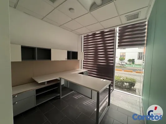apartamentos - Edificio Comercial y de Oficinas en Alquiler – 800 4