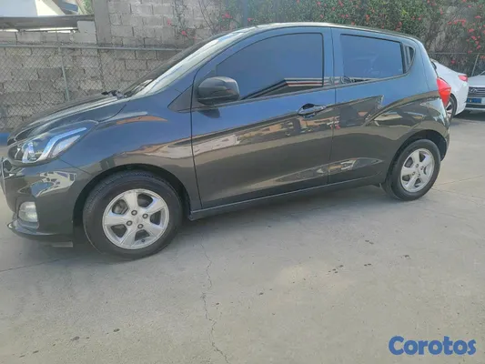 carros - chevolet spark 2019 3