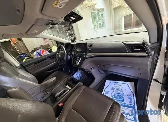 jeepetas y camionetas - Honda Odyssey Elite 2020 NEGOCIABLE 3
