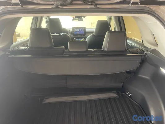 jeepetas y camionetas - Toyota Rav4 Híbrido xle full 4x4 7