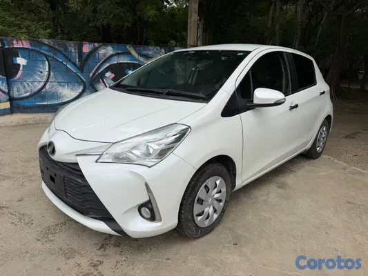 carros - Toyota Vitz 2020  2