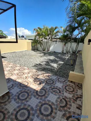 casas - VENDO HERMOSA CASA DE DOS NIVELES, URBANIZACIÓN PU 4
