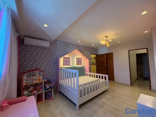 apartamentos - vendo PH en el millón tres habitaciones con su baño 3 parqueos terraza jacuzzi  9