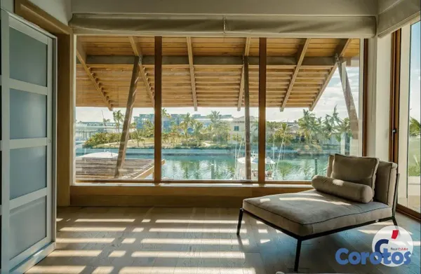 casas - Villa Frente al Mar en la Marina de Cap Cana – Vis 13