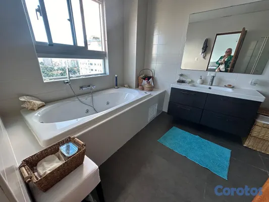 apartamentos - Moderno y amplio apartamento en con Amplia Terraza y *Vista al Mar! 5