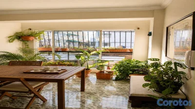 Venta de Clásico apartamento de 3 habitaciones en la Zona Colonial