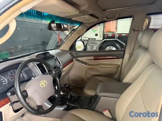 jeepetas y camionetas - TOYOTA LAND CRUISER PRADO 2007 VX AWD 🔥🔥🔥🔥🔥🔥🔥
EN BUENAS CONDICIONES 
   18