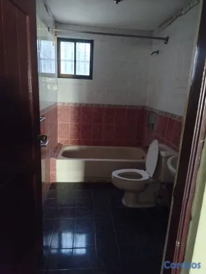 casas - la casa está en excelente condiciónes.  5