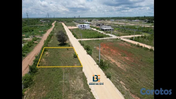 solares y terrenos - Se vende solar de OPORTUNIDAD con 260 metros en Re 6