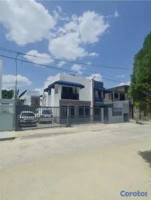 casas - 2 niveles 
casa en perfecto estado 
solo un año de construida  2
