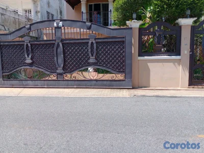 🏡 Amplia Casa en Venta en Residencial Amanda II – Santo Domingo Este.