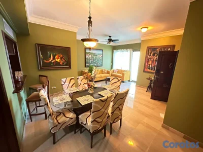 APARTAMENTO CON VISTA AL MAR EN MALECÓN CENTER