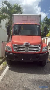 camión Hino 338 2010