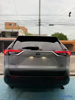 jeepetas y camionetas - Toyota RAV4 2021 XLE Hybrid  6