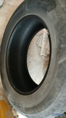 repuestos - se venden dos gomas usadada 235/65/17 hankook de crv 8