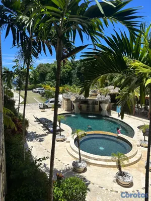 apartamentos - SALE BY OWNER | FULLY TURNKEY 2BR/2BA CONDO AT GRA 9