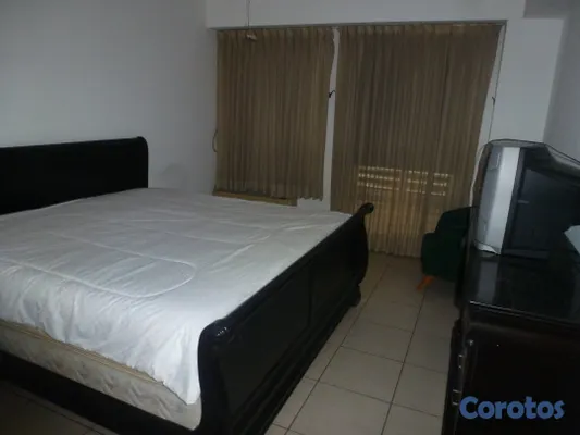 apartamentos - ALQUILO APARTAMENTO AMUEBLADO EN EVARISTO MORALES 10
