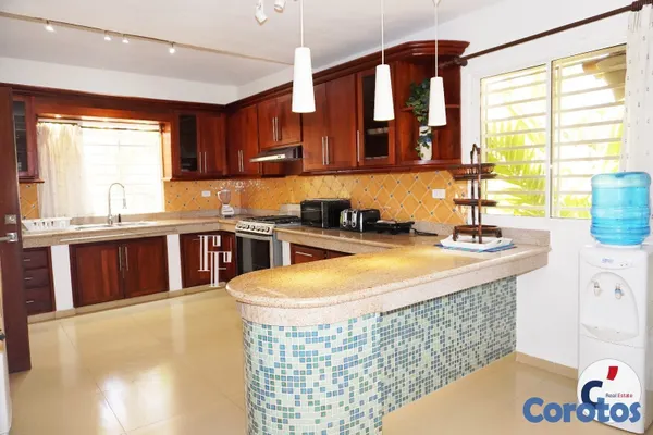 casas - Villa en colina con hermosas vista al mar · Ref 10 14