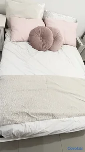 Cama tamaño full + colchón. Precio de oportunidad!