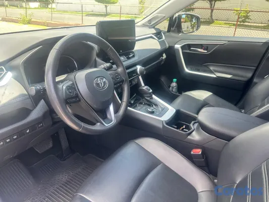 jeepetas y camionetas - Toyota Rav4 2024 Híbrido XLE full 4x4 5